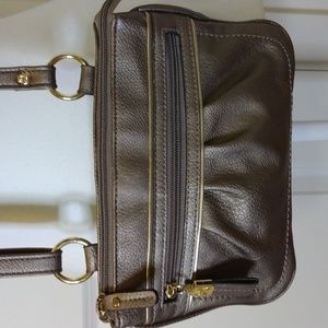 Relic pebbled leather-look metallic crossbody bag, gold tone trim, NWOT